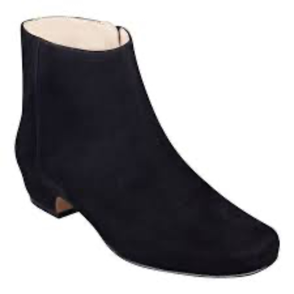 Nine West Huggins Black Suede Booties New! 8 1/2